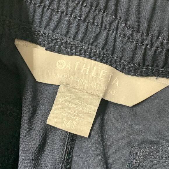 Athleta Chelsea Wide Leg Pants Women 16T Navy Blue Cargo Pull On Commuter 32 - Picture 5 of 11